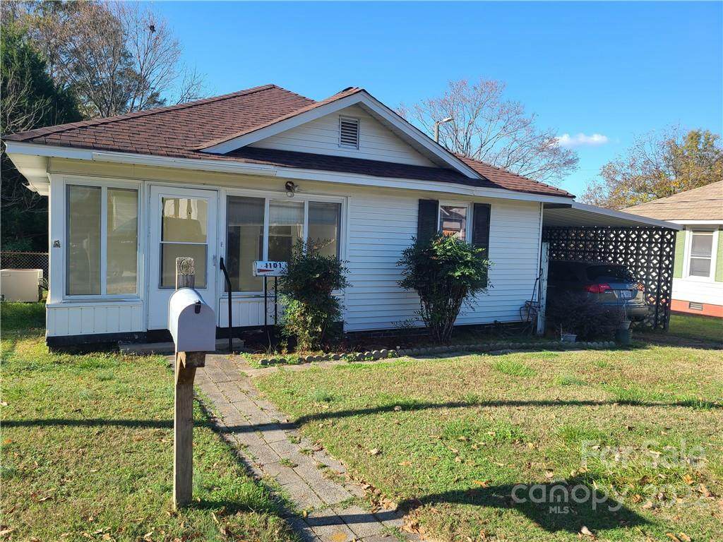1101 Juniper Avenue - Photo 1