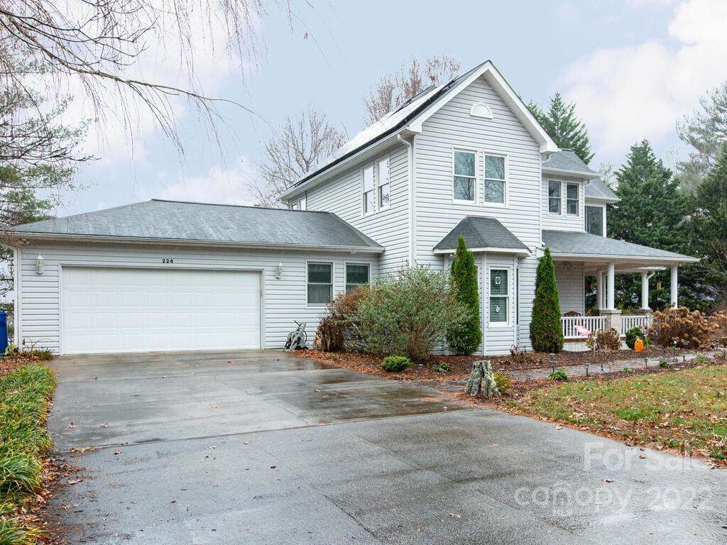 224 Eagle Point Drive - Photo 1