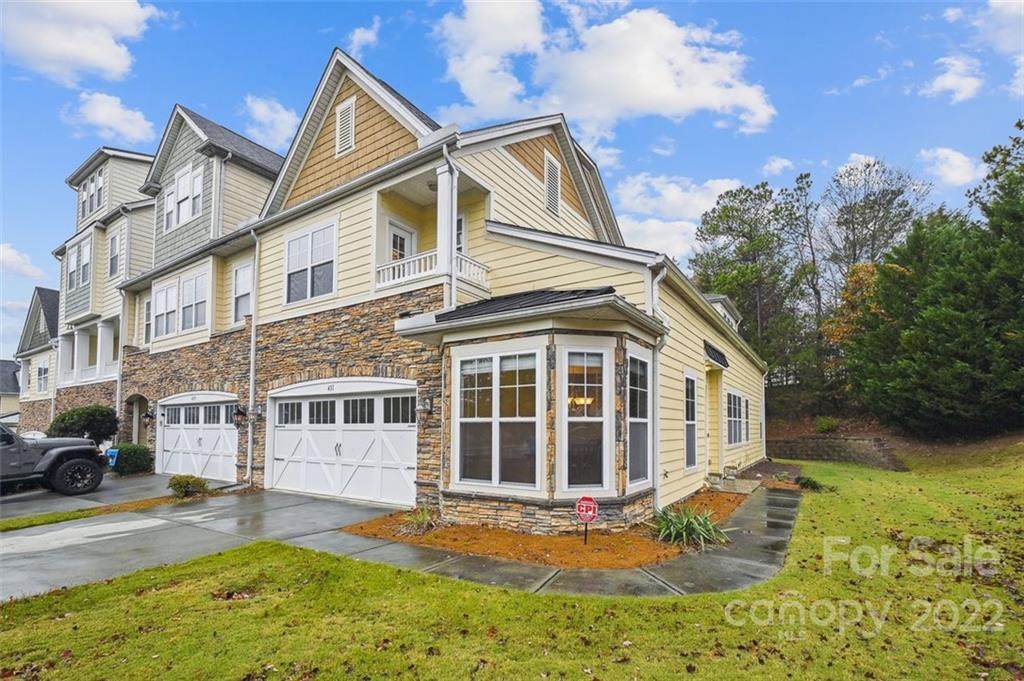411 Halyard Lane - Photo 1