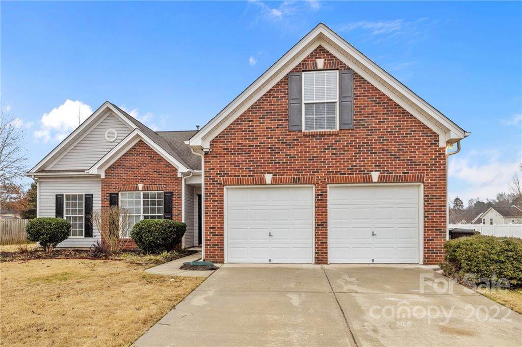 275 Legend Drive - Photo 1