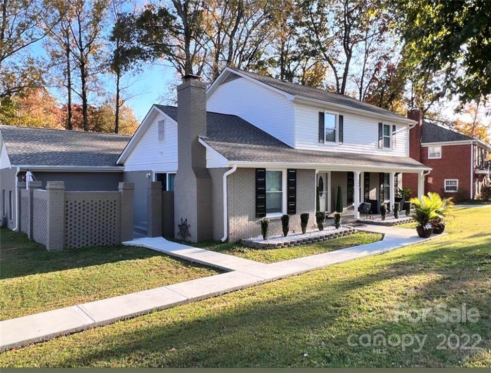 5901 Idlebrook Drive - Photo 1