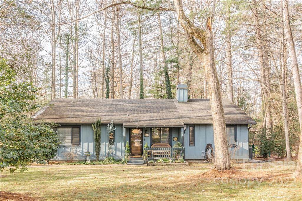 22 Golden Oaks Lane - Photo 1