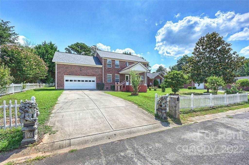 152 Ole Eastpointe Drive - Photo 1