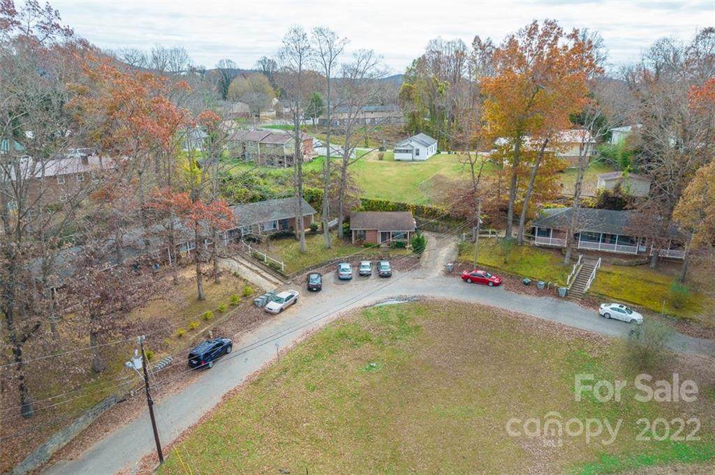 435,437,439,441 Arlington Circle - Photo 1