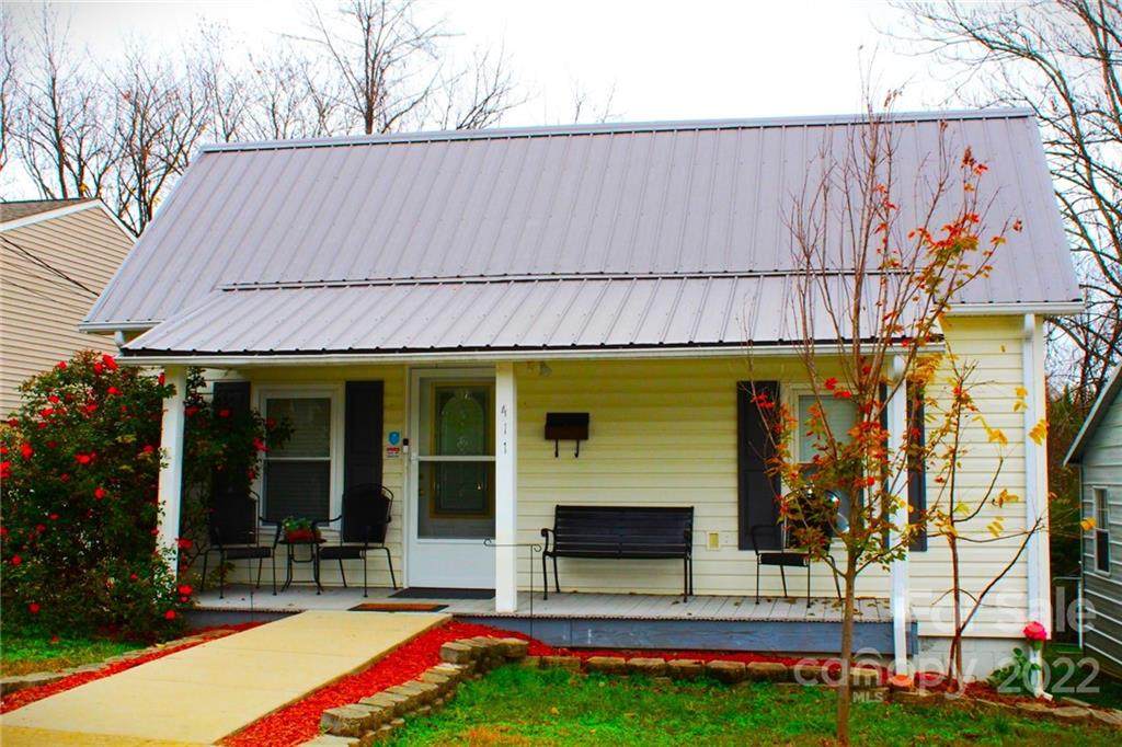 411 Spruce Street - Photo 1