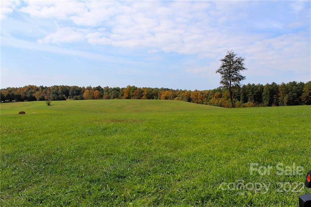 3795 Hartland Road - Photo 1