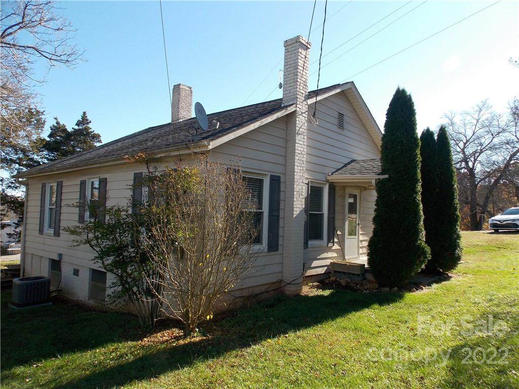 106 Lake Drive - Photo 1