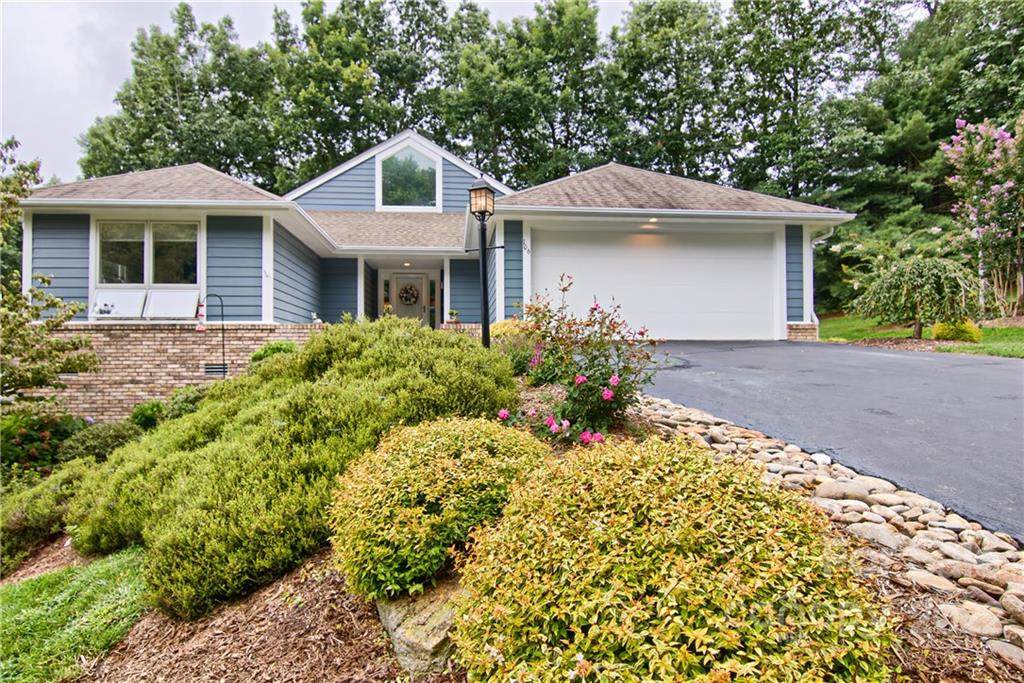 106 Broadmoor Drive - Photo 1