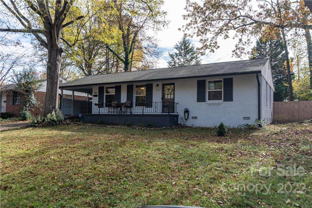 3840 Foxford Place - Photo 1