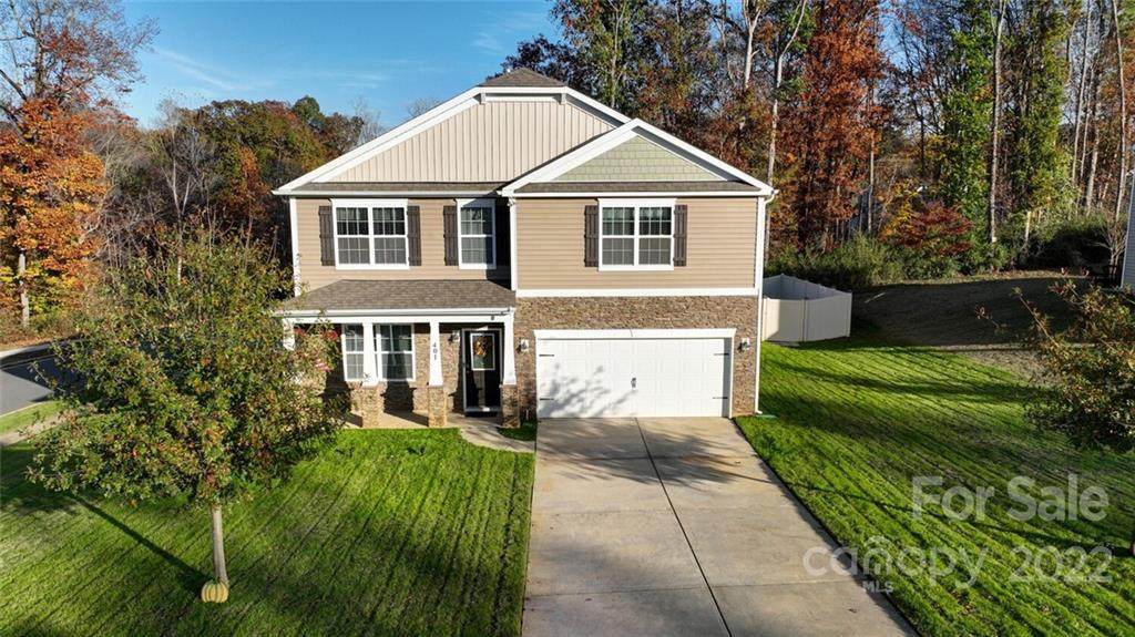 401 Wheat Field Drive - Photo 1