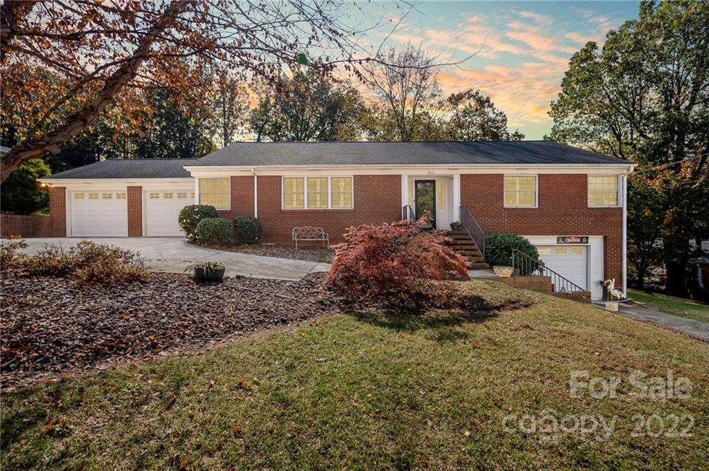 612 Redding Road - Photo 1