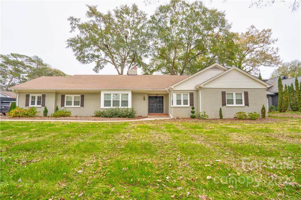 122 Westfield Road - Photo 1