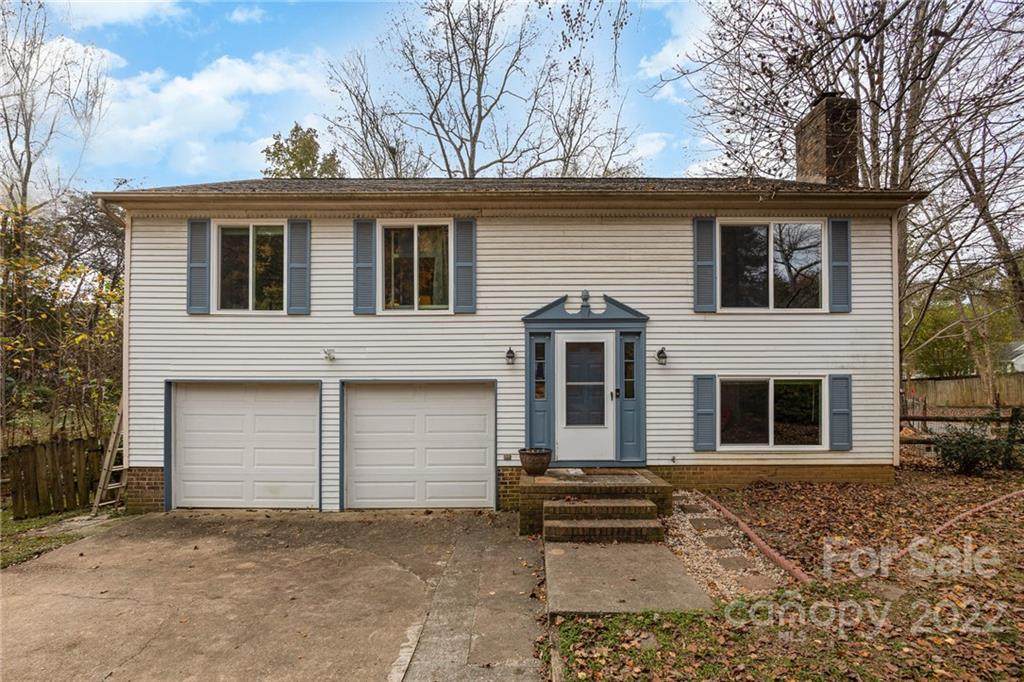 6900 Wyndbend Lane - Photo 1