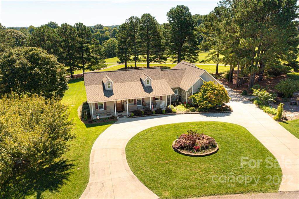 173 Sandtrap Drive - Photo 1