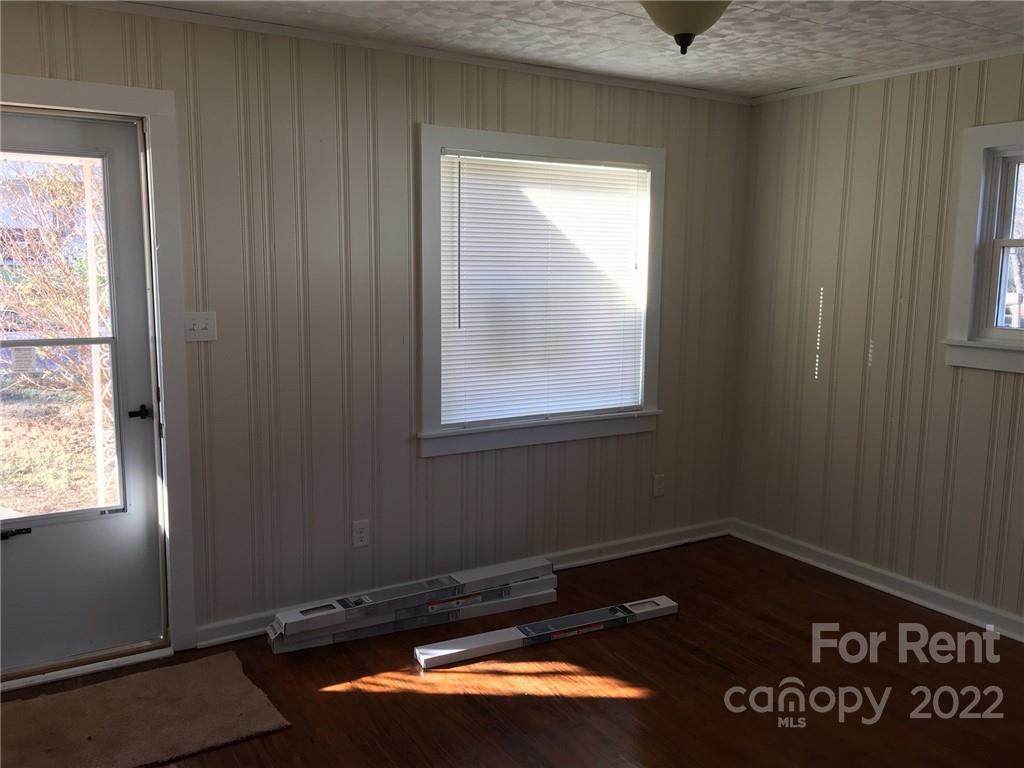 420 Oakland Avenue - Photo 1