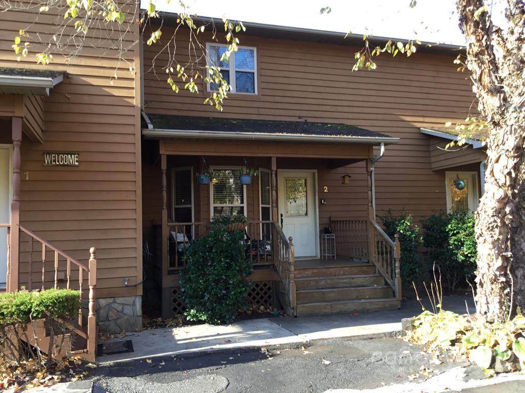 151 Country Club Drive - Photo 1
