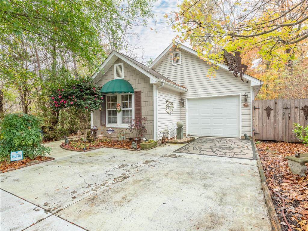 4617 Brandie Glen Road - Photo 1
