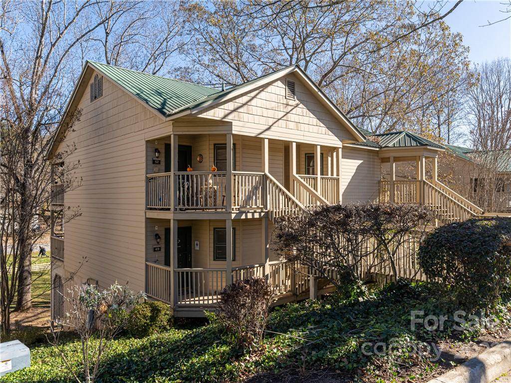 160 Whitney Boulevard - Photo 1