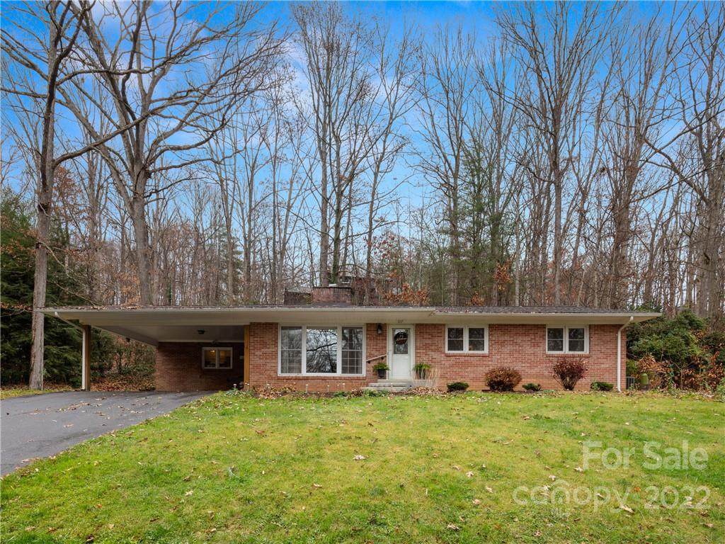 317 Thomas Park - Photo 1