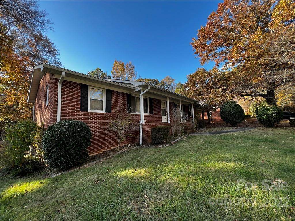 1107 Bryce Avenue - Photo 1