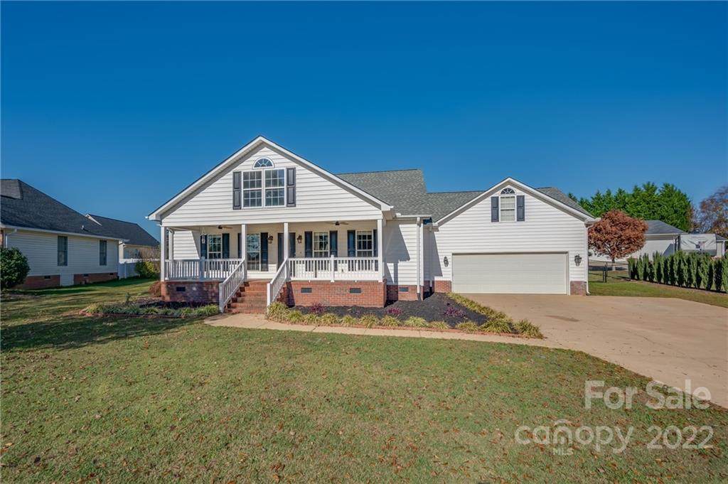 229 Breckenridge Drive - Photo 1