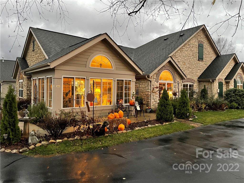 85 Outlook Circle - Photo 1