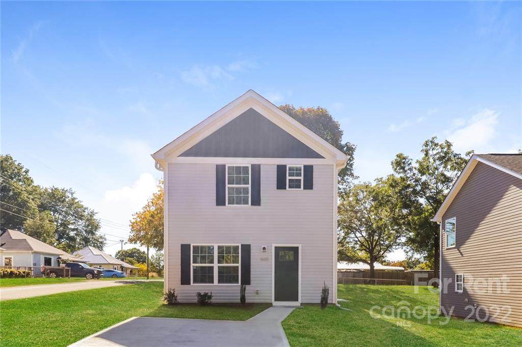 1601 Martin Avenue - Photo 1