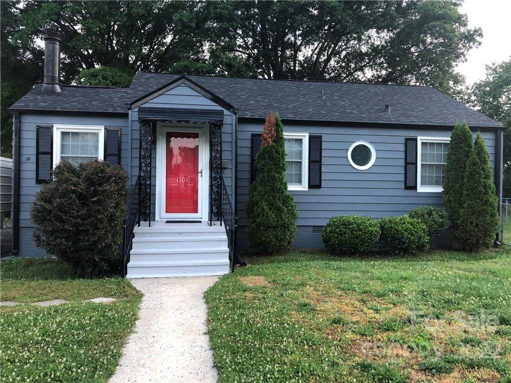 1101 Park Drive - Photo 1