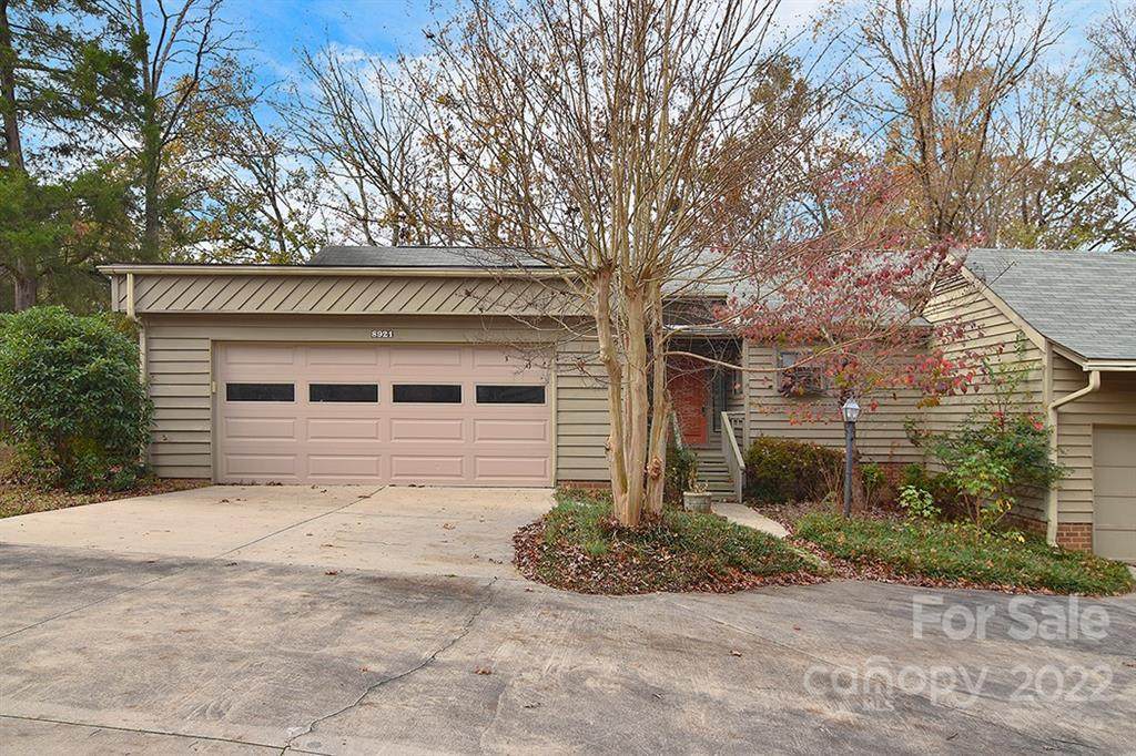 8921 St Croix Lane - Photo 1