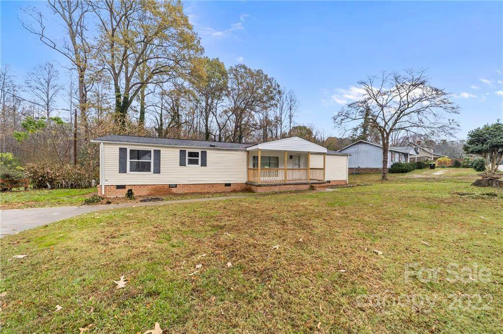 627 Harry Street - Photo 1