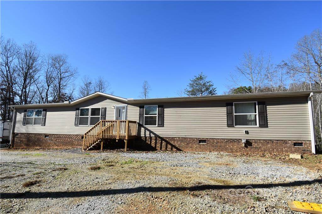 208 Floyd Drive - Photo 1