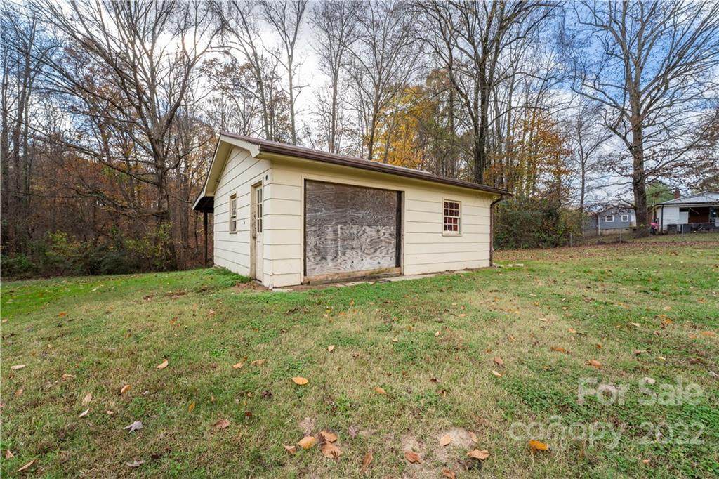 2008 Hazelwood Drive - Photo 1