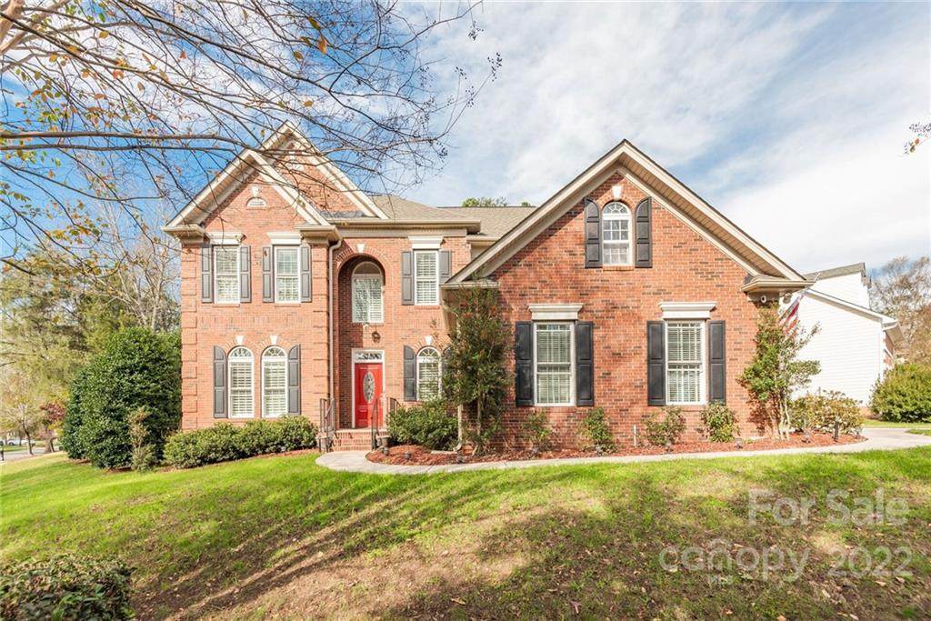 8918 Creekstone Road - Photo 1