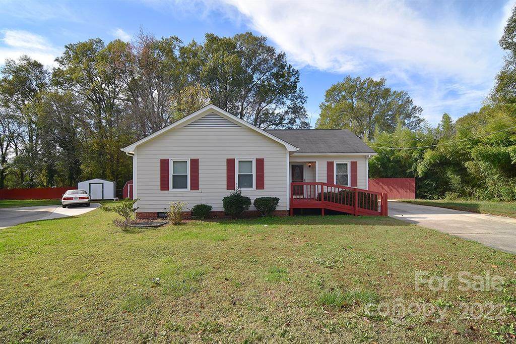 330 Finley Square - Photo 1