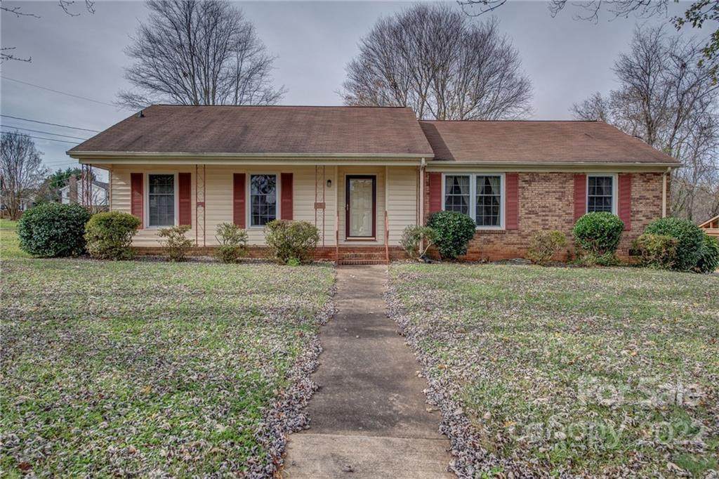 1216 Huntsmoor Drive - Photo 1