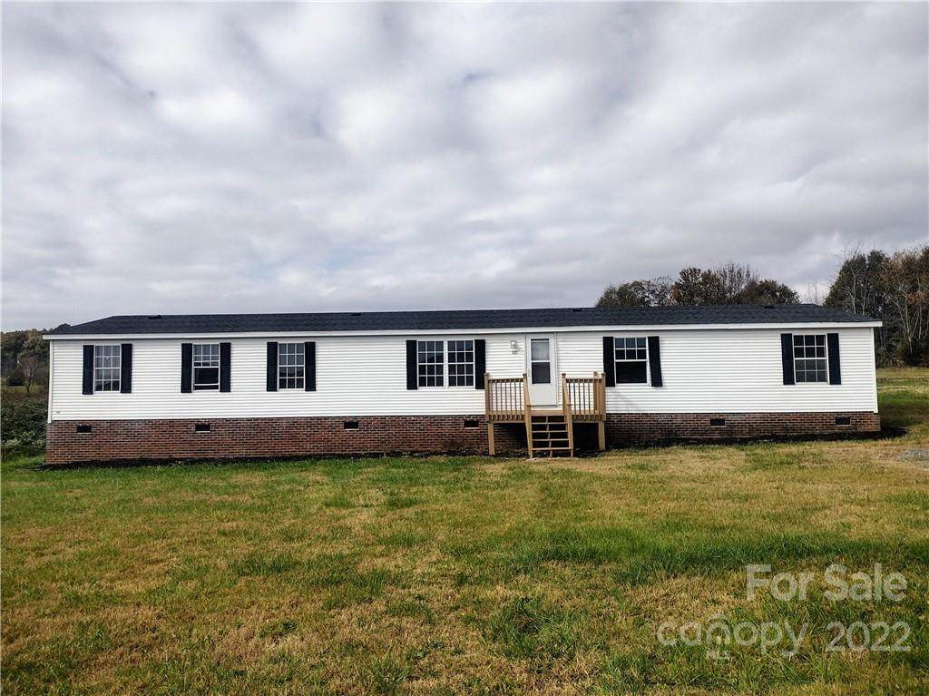 2923 Wood Road - Photo 1