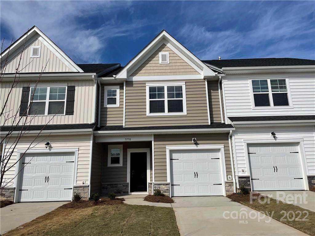 3770 Yorkshire Place - Photo 1