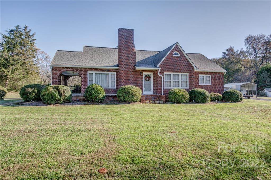 4136 Polkville Road - Photo 1