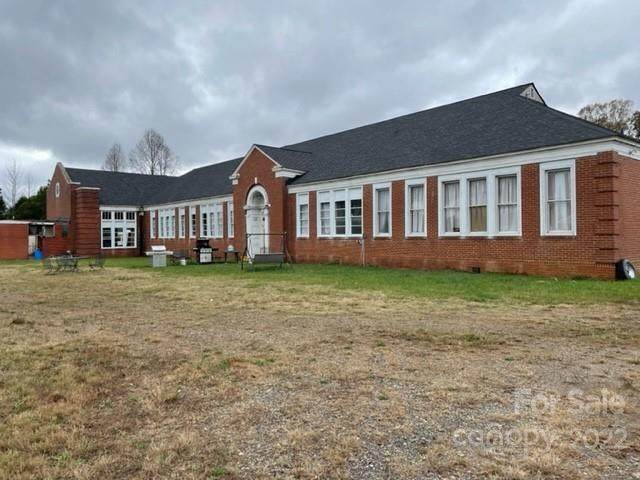 1318 Ostwalt Amity Road - Photo 1