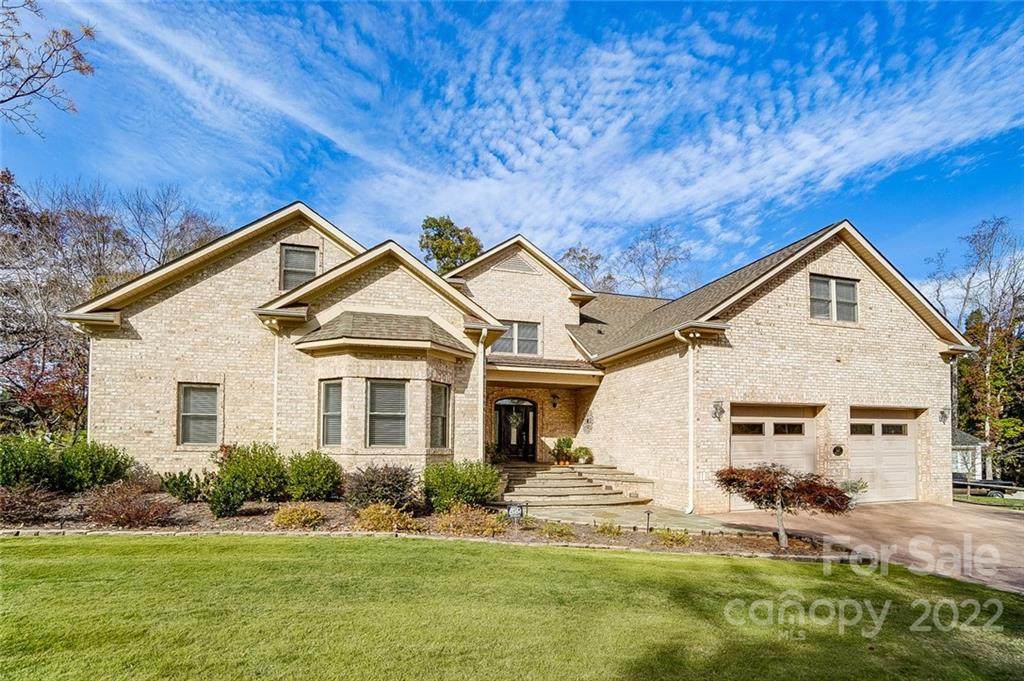 5971 Johnson Road - Photo 1