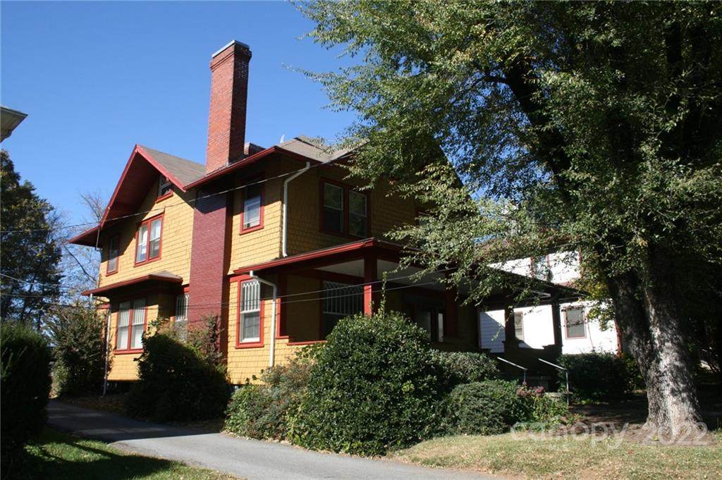 233 French Broad Avenue - Photo 1