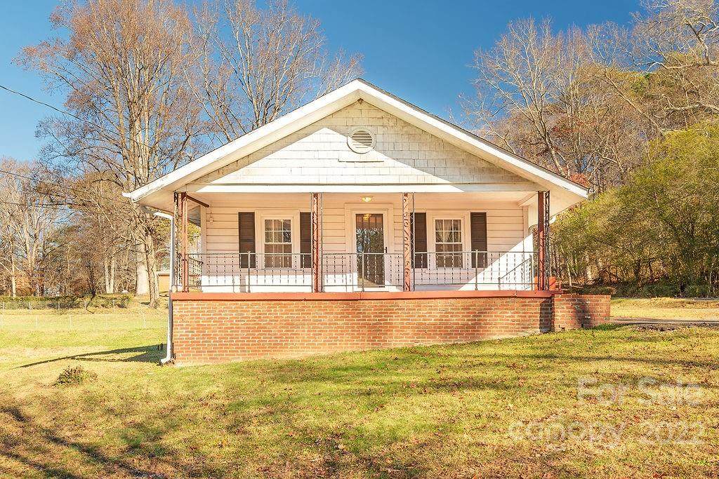 325 Old Leicester Highway - Photo 1