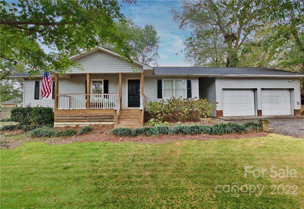 3930 Ridgewood Drive - Photo 1