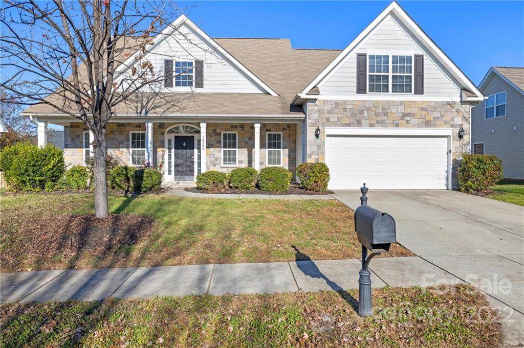 10128 Halkirk Manor Lane - Photo 1