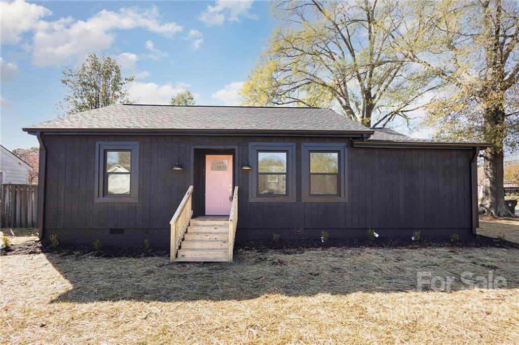 579 Hyde Park Drive - Photo 1