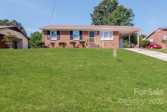 941 Canterbury Court - Photo 1