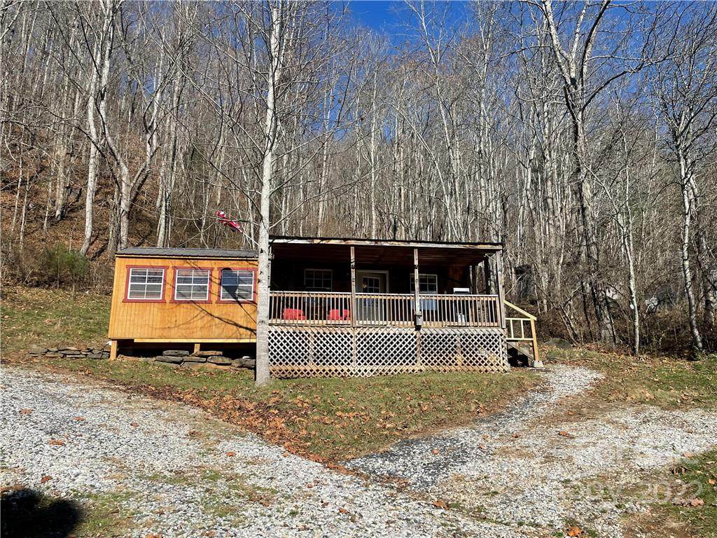 38 Buchanan Hill Road - Photo 1