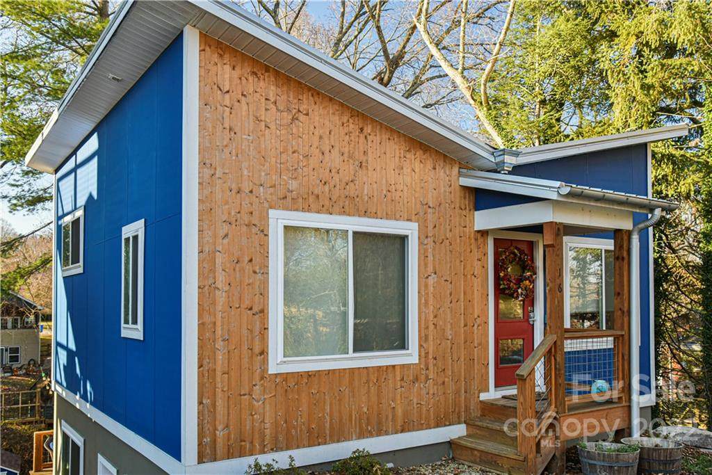 16 Dellwood Street - Photo 1