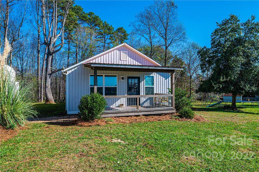 4004 Herman Sipe Road - Photo 1