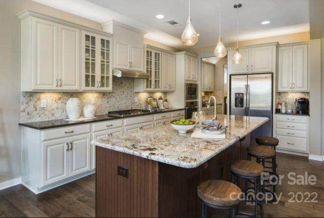15116 Ravenall Drive - Photo 1